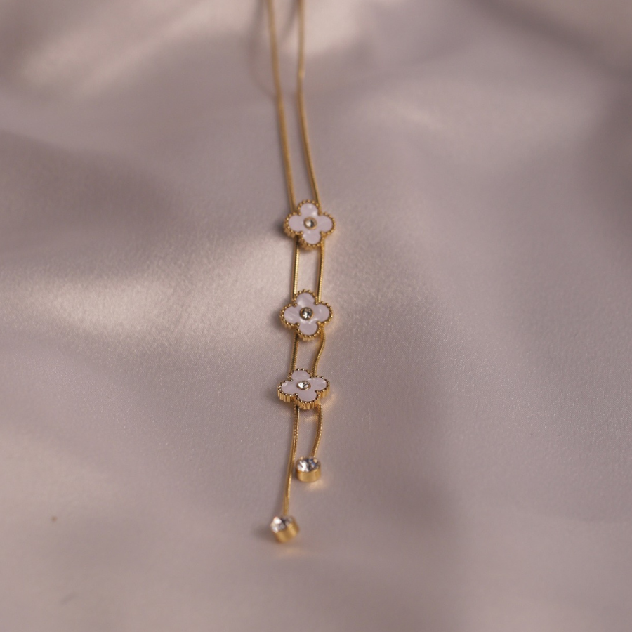 Gold Chain Bracelet with Flowers