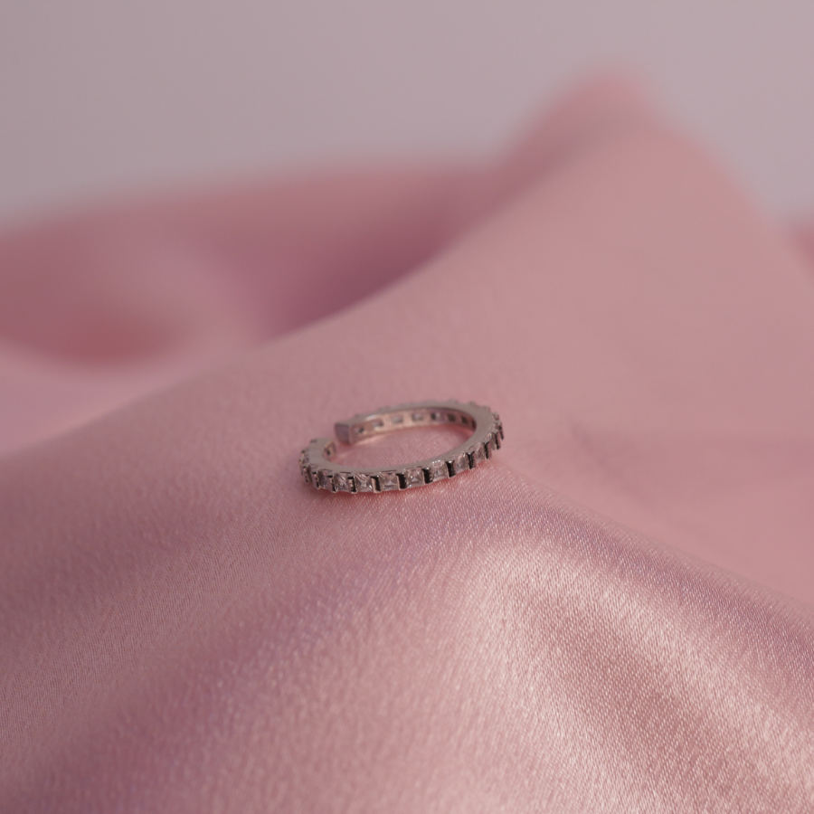 Elegant Diamond-Studded Silver Hoop Ring