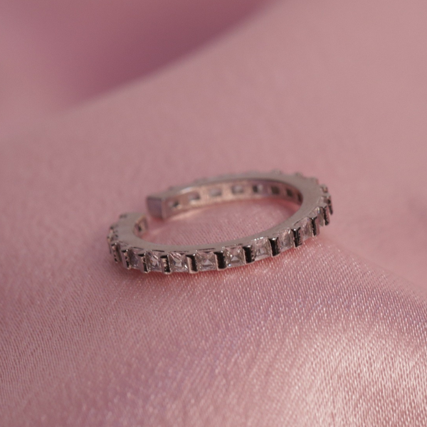 Elegant Diamond-Studded Silver Hoop Ring