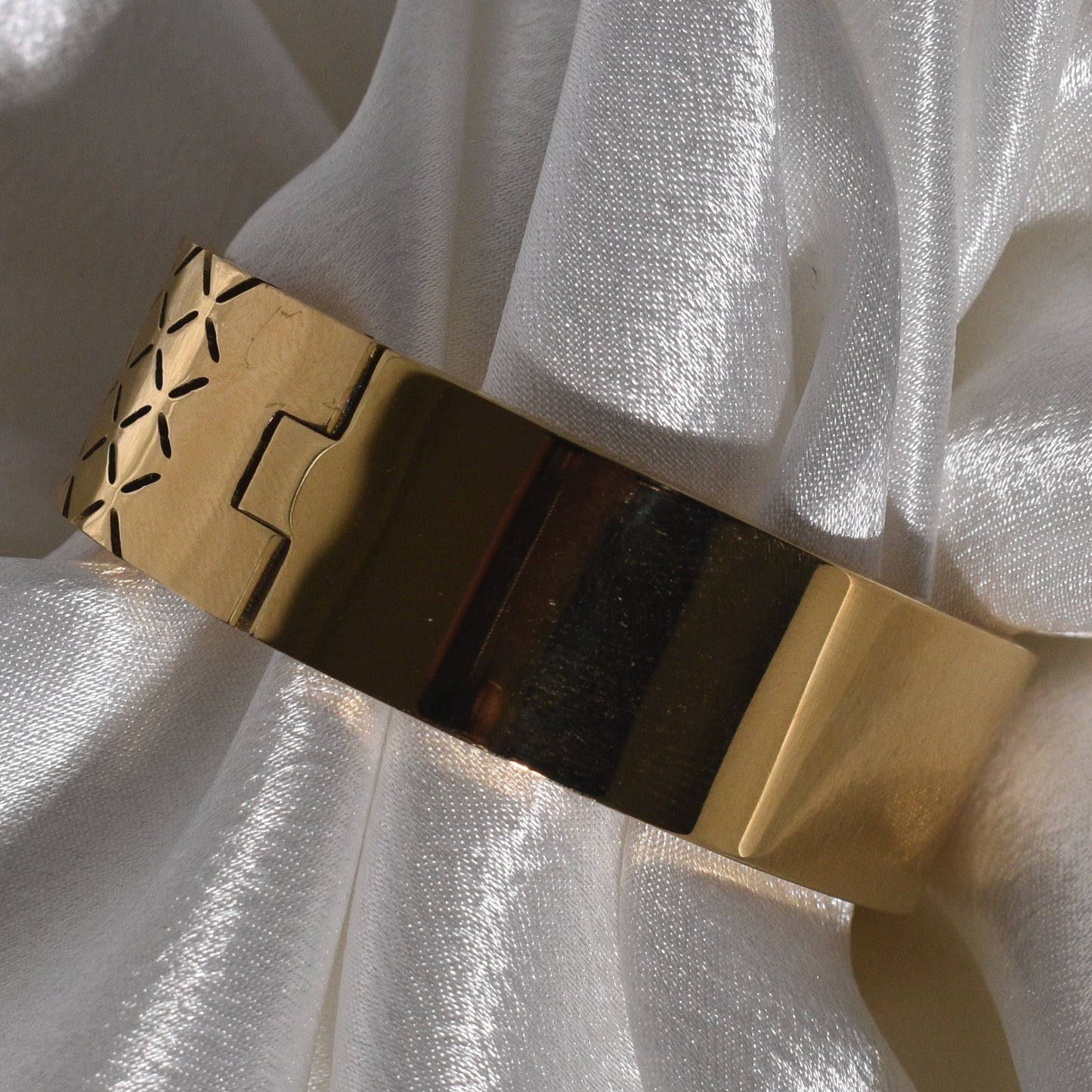 Cuff Bracelet in Gold with Detailed Geometric Cutout Design