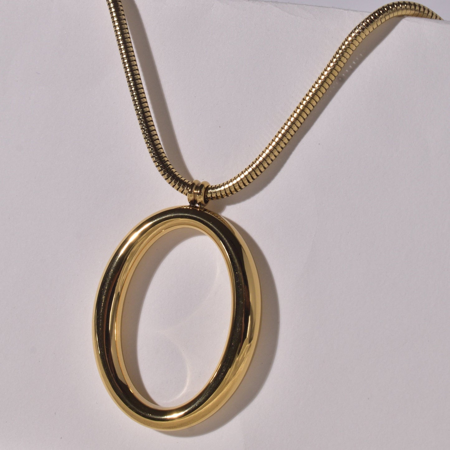 Hollow Circle Pendant Necklace