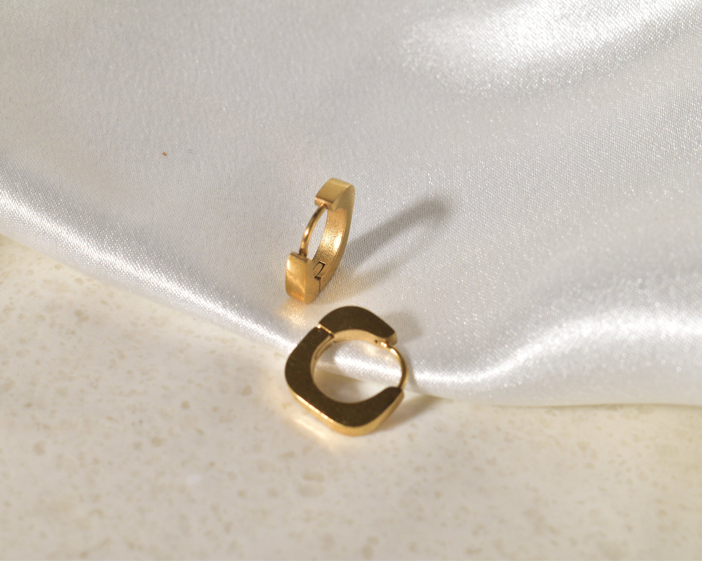 Square Matte Gold Huggie Hoops: Simple & Contemporary