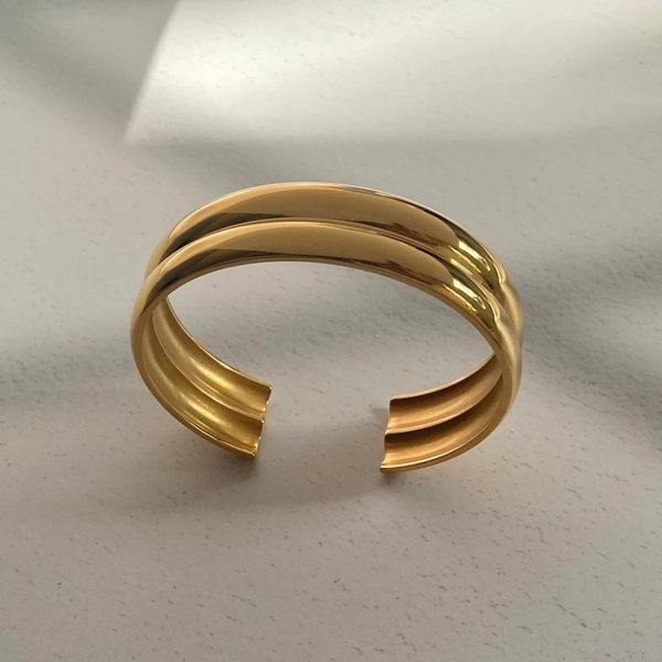 Elegant Gold-Plated Open Cuff Bracelet