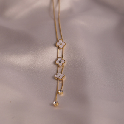 Gold Chain Bracelet with Flowers