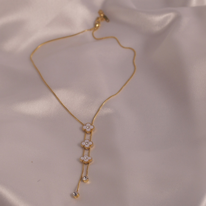 Gold Chain Bracelet with Flowers
