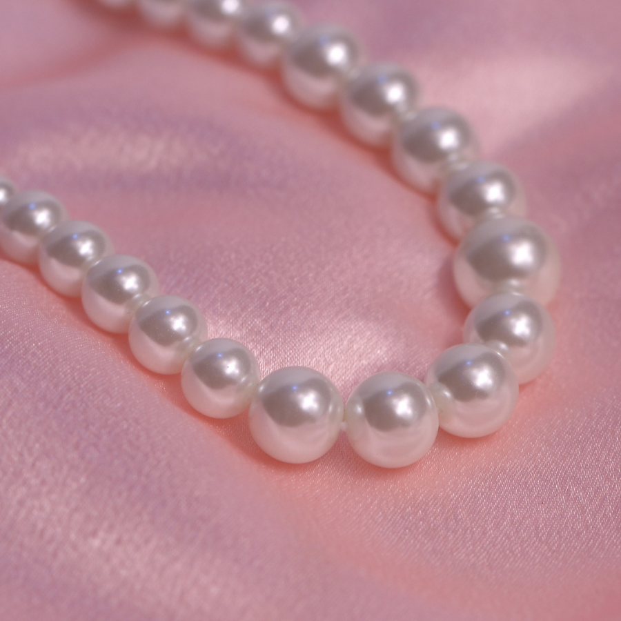Onyx Pearl Elegance