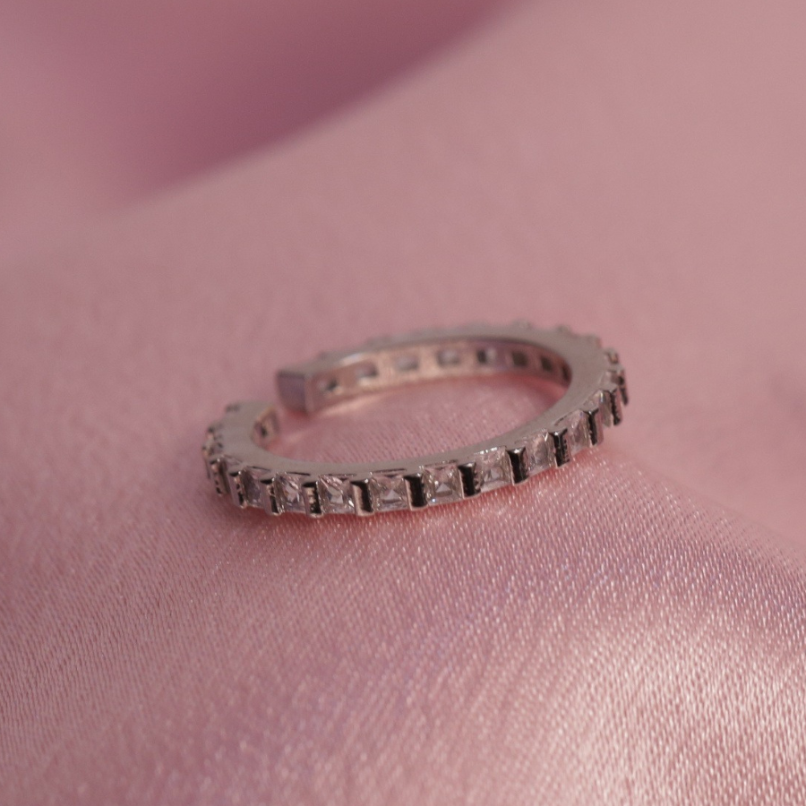 Elegant Diamond-Studded Silver Hoop Ring