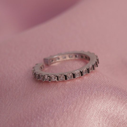 Elegant Diamond-Studded Silver Hoop Ring