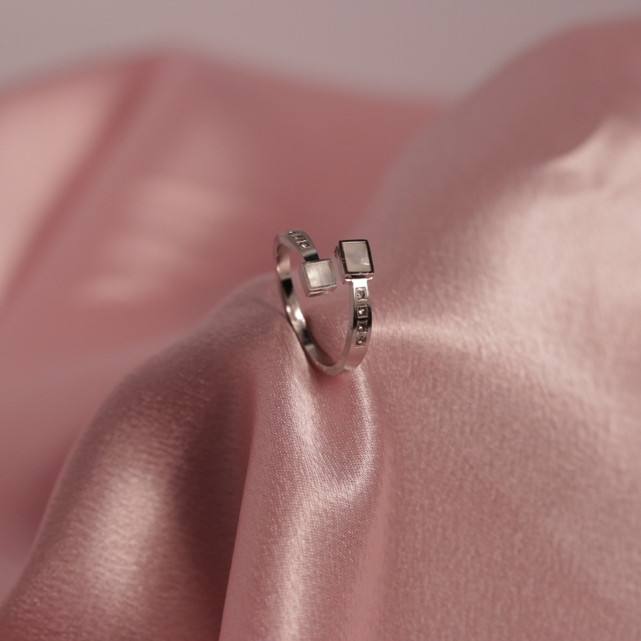 Geometric Open-End Silver Ring with Pearl Accents