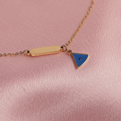 Bracelet in the form of a geometric blue triangle