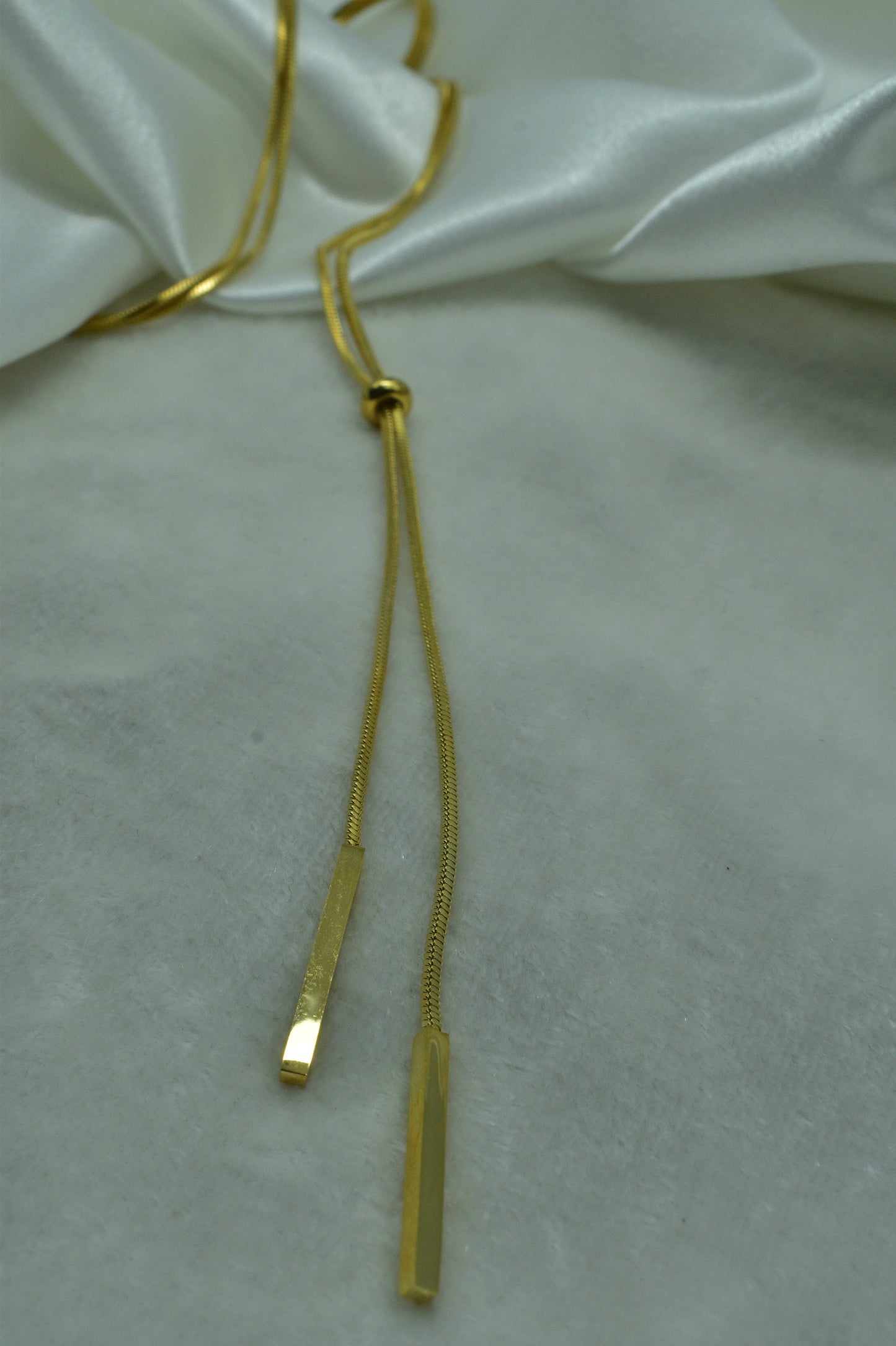 Minimalist Adjustable Y-Lariat Necklace – Effortlessly Chic