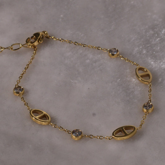 Crystal-accented minimalist gold chain bracelet