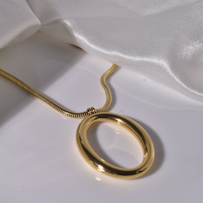 Hollow Circle Pendant Necklace