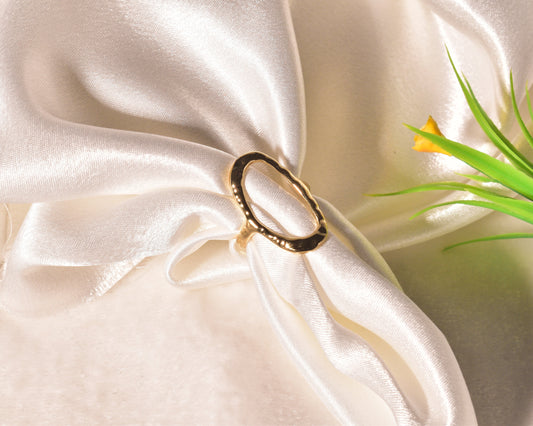 Adjustable Infinity Wave Gold Ring: Stylish & Waterproof