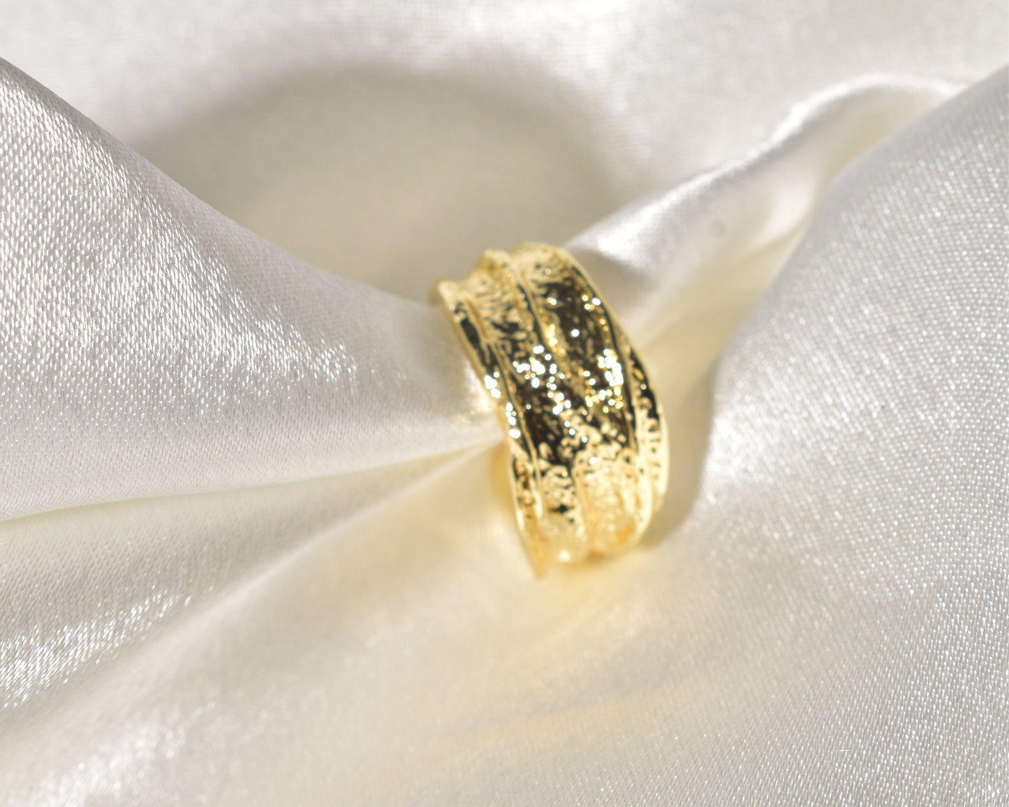 A Touch of Luxuriance with the Textured Gold Wrap Ring