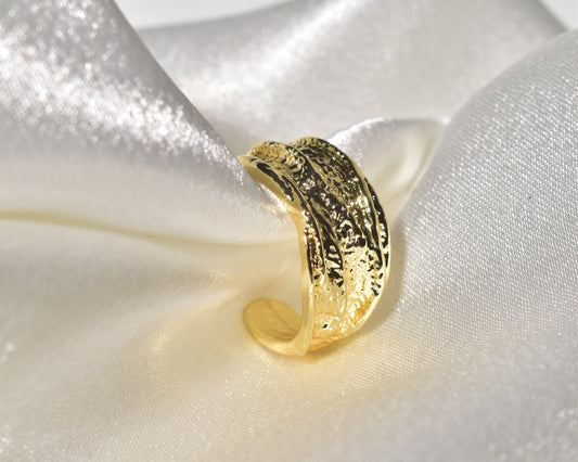 A Touch of Luxuriance with the Textured Gold Wrap Ring