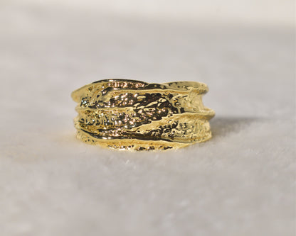 A Touch of Luxuriance with the Textured Gold Wrap Ring
