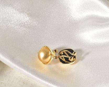 Timeless Elegance with Classic Gold Stud Earrings