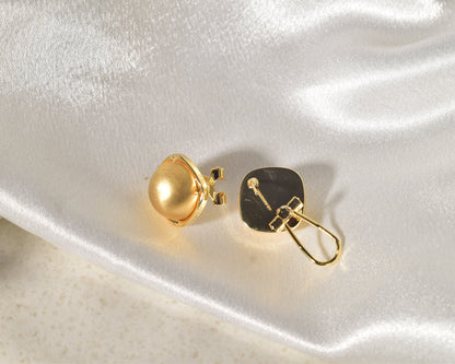 Timeless Elegance with Classic Gold Stud Earrings