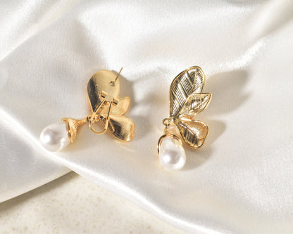 Elegant and Classic Golden Leaf Pearl Drop Earrings